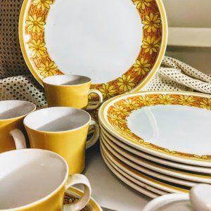 Mix Set of Vintage Japan Stone Ware Ceramic Guild "Sleepy Hollow" Esperanto